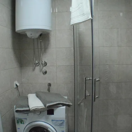 Vuk Lux * Belgrade