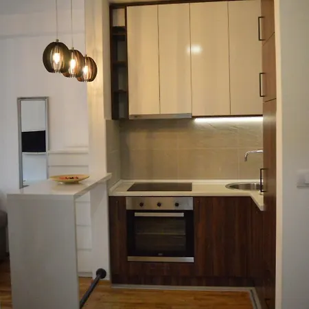 Vuk Lux * Belgrade